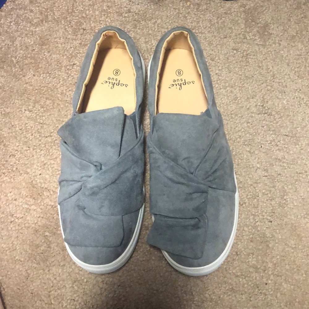 women’s shoes
